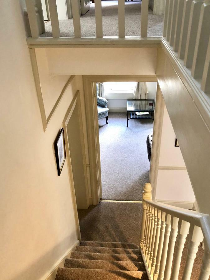Lauras Townhouse Apartments Lansdown Slope Townhouse Bath Eksteriør bilde