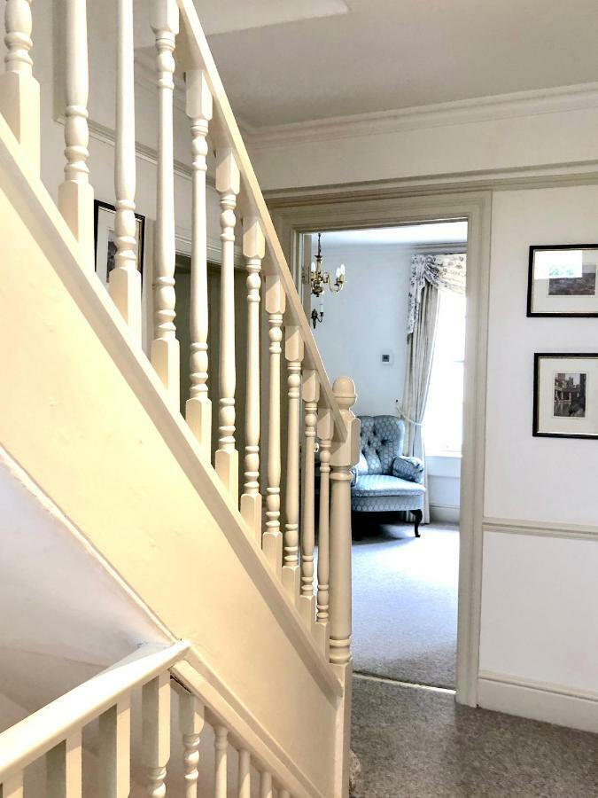 Lauras Townhouse Apartments Lansdown Slope Townhouse Bath Eksteriør bilde